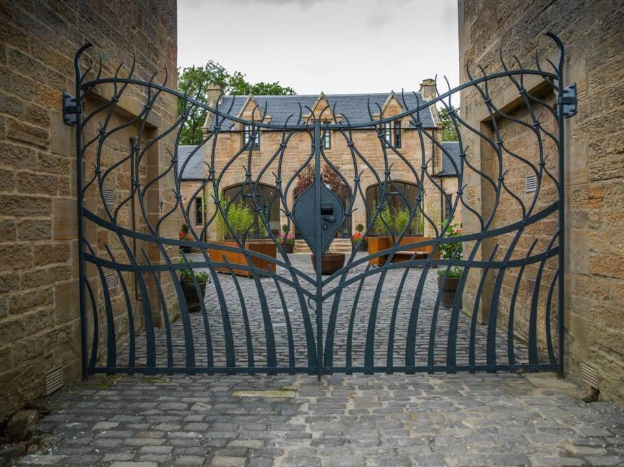 Stunning Edinburgh 1820S Stables Converted Studio Eksteriør bilde